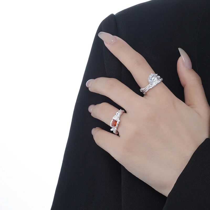 Luxury brand genuine real jewels J1244 Korean version of niche design a premium feel S925 sterling silver texture ring for women