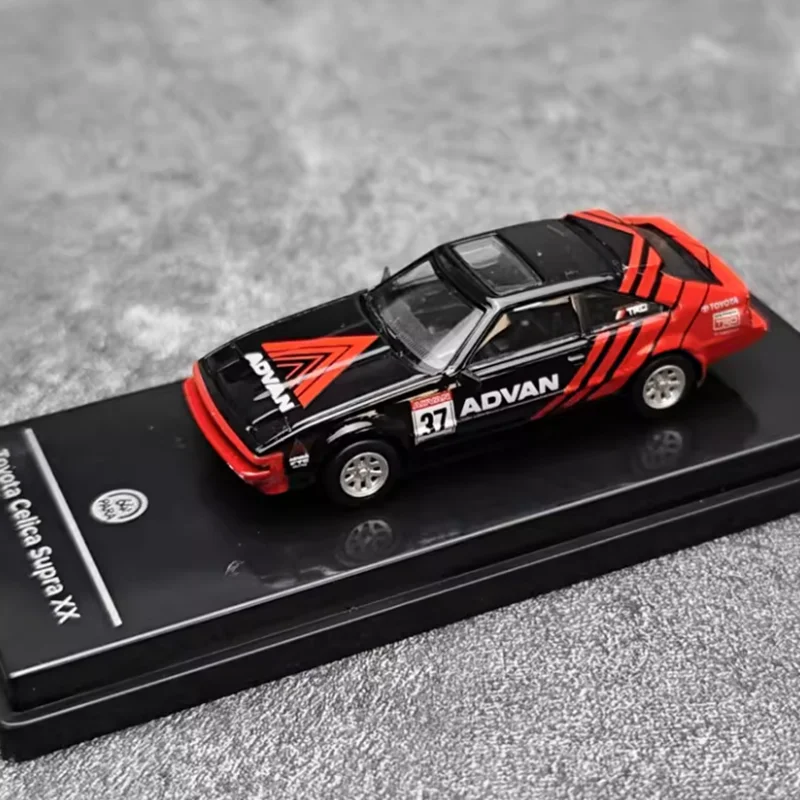 PARA Diecast 1:64 Scale Celica Supra XX Alloy Simulation Car Model Collection Souvenir Display Ornaments Vehicle Gift