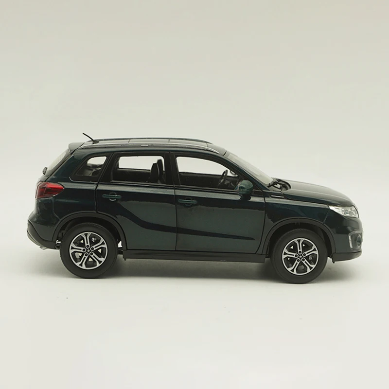 1:18 Scale Diecast Alloy Changan Suzuki Vitara Toys Cars Model Classics Nostalgia Adult Collectible Souvenir Gift Static Display