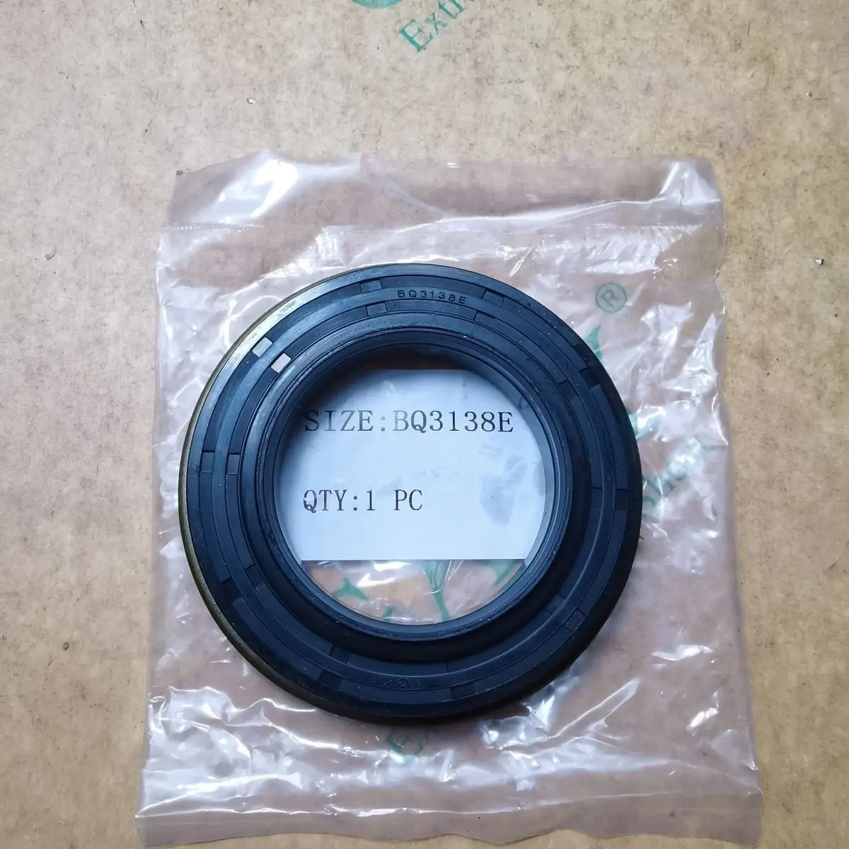 BQ3138E Rotation and rotation adaptation Kubota tractor drive axle does not hurt shaft oil seal BQ3138E