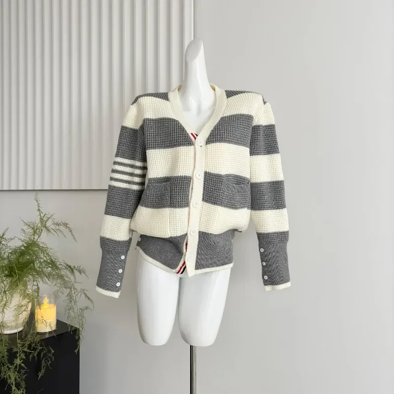 Autumn Winter Korean Fashion Knit Cardigan for Women Button Stripe Design Elegant Vintage Style Daily Simple Casual Clothes 2024