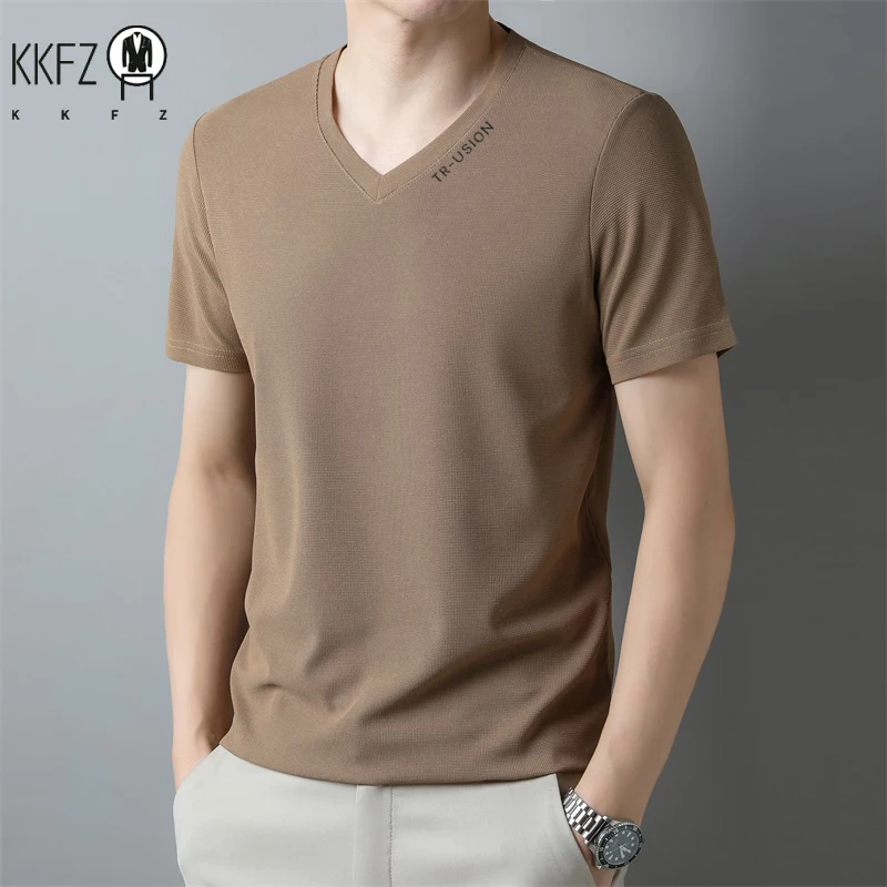 New Men\'s Casual and Fashionable V-neck Solid Color Short Sleeved T-shirt Breathable and Comfortable Summer Versatile Top