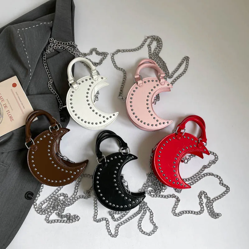 

Новая популярная мини-сумка-полумесяц для женщин, модная универсальная сумка через плечо с заклепками в стиле мотоциклетной экипировки, хит продаж