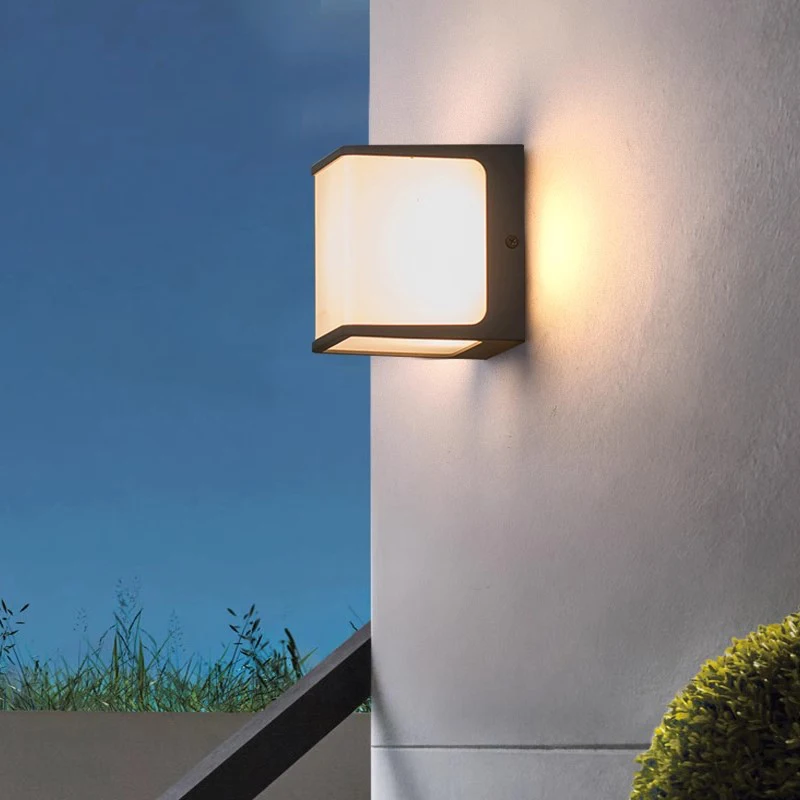 Outdoor Wall Lamp Waterproof Four Sided Light Effect LED Lamp Villa Balcony Courtyard Porch Lights Exterior Wall Lamp Fixture