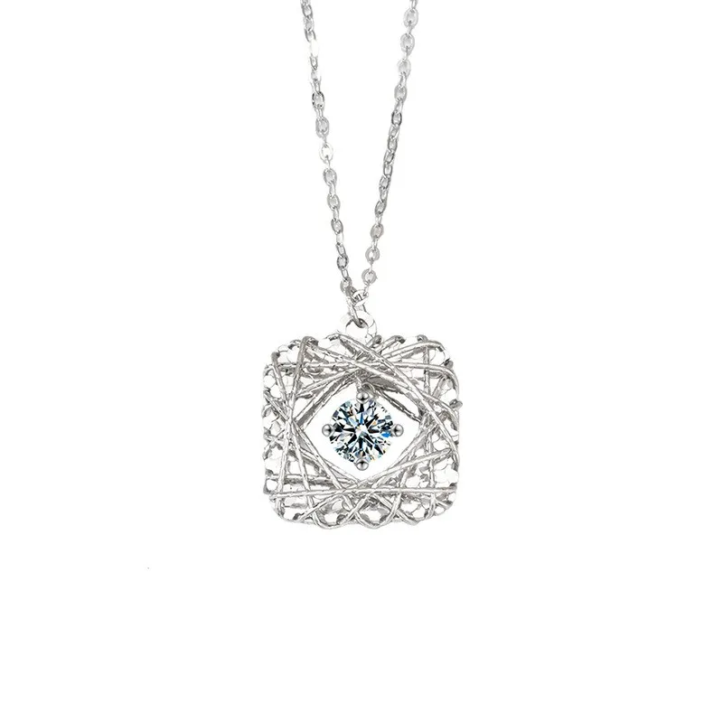 

ZFSILVER Fashion Classic 925 Silver Luxury Moissanite Nest Square Necklace For Charm Women Accessories Party Jewelry Gift XMZ207
