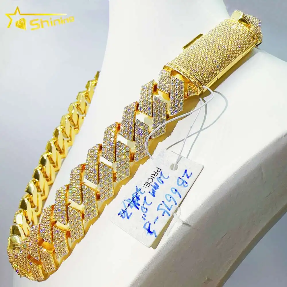 Luxury Large Size Cuban Necklace Iced Out Hip Hop 20mm 20inches Vvs Lab Diamond Cuban Link Chain Gold Plated.