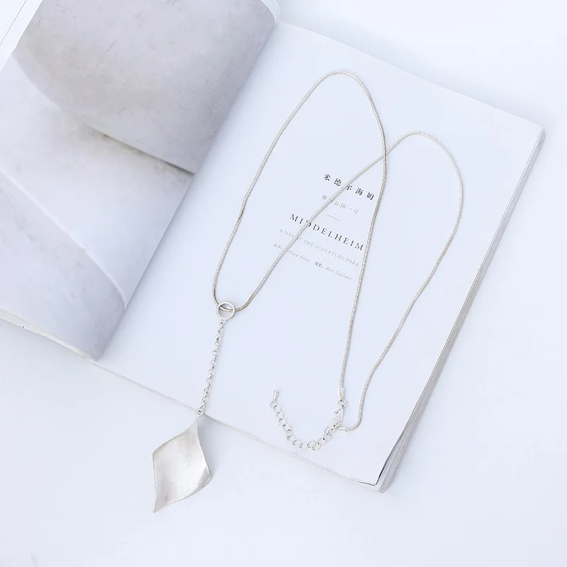 Special Leaves Leaf Sweater Pendant Necklaces Long Chain Jewelry for Women Birthday Gift Bijoux Femme Colli
