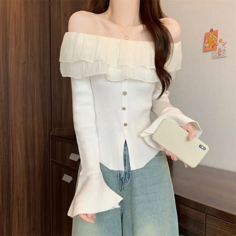 Korean Button Women Pullover Elegant Casual Slash Neck Flare Lace Patchwork Vintage Long Sleeve Jumpers Ladies Tee Basic Top