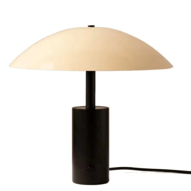 

Living room bedroom bedside lamp Modern light luxury hotel model room Desk coffee table lamp