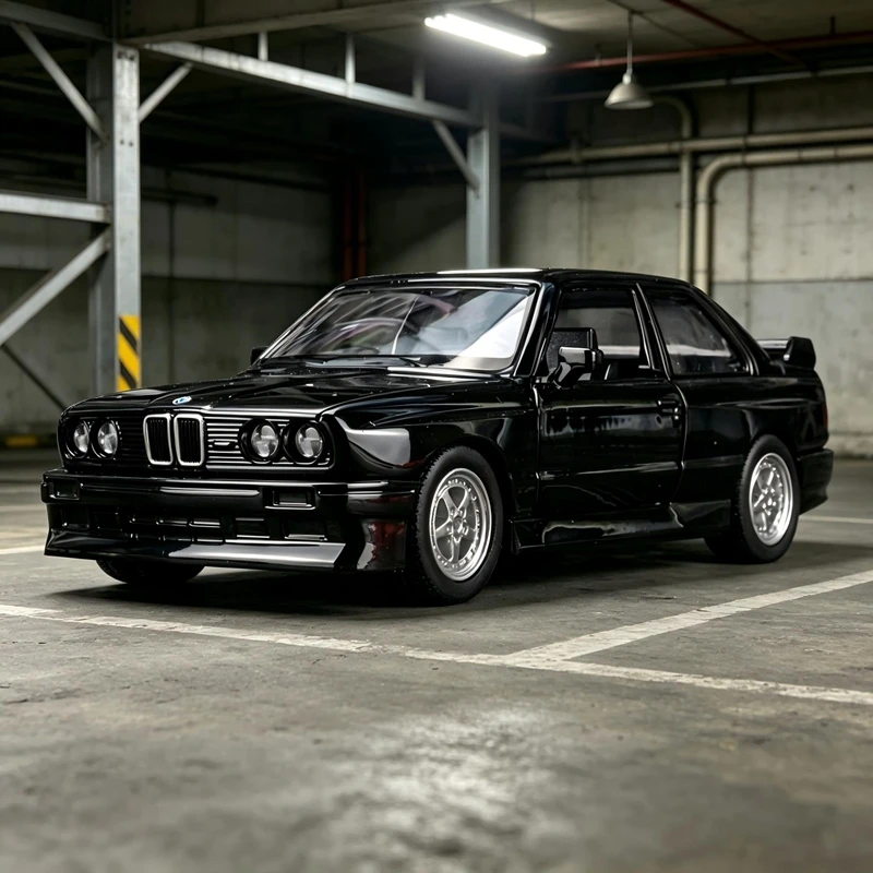 

1:36 simulation BMW M3 E3 1987 Retro Model doors can be opened suitable for collection and can be given as a birthday gift