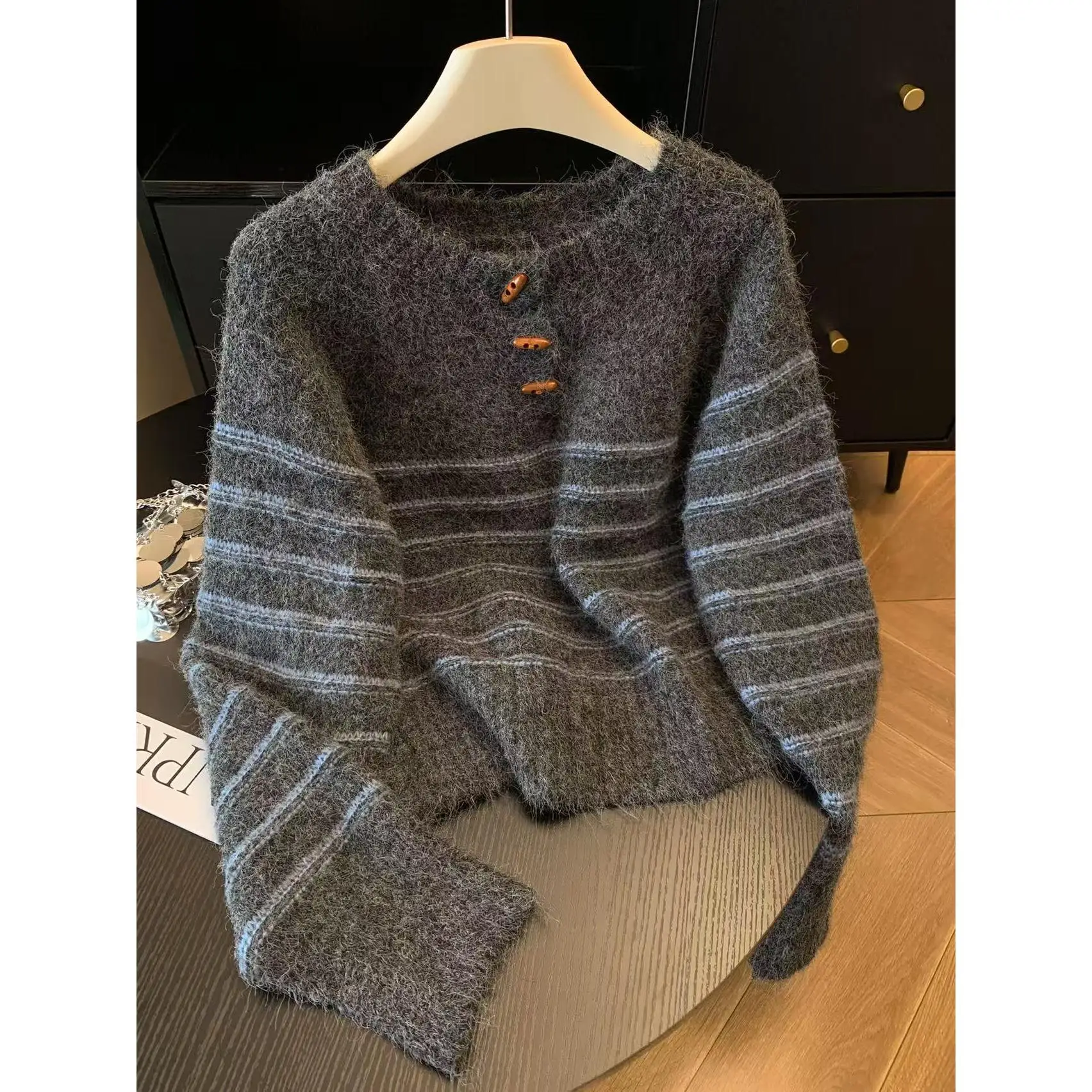 

Retro Lazy Sle round Ne Knitted Sweater Color Blo Stripes f Open Collar Wheat ey Women Winter INS Straight Tube Wo...