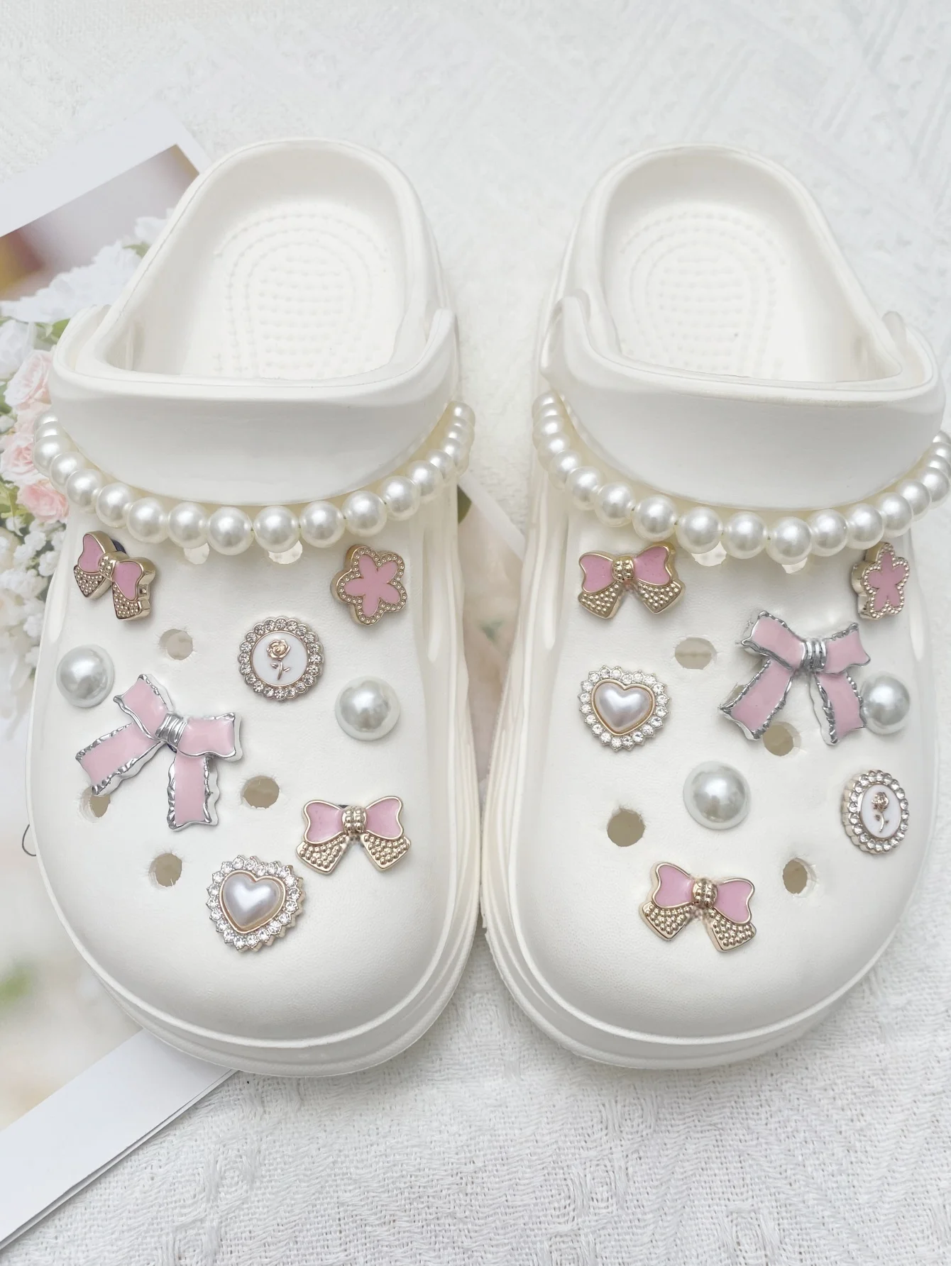 18 pieces pink bow small floral, ABS pearl chain DIY detachable shoe accessories, suitable for women sandals, slippers, beach ba