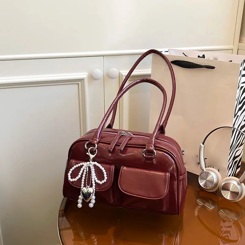 

2025 Winter Sense of Luxury Bags PU Beading Bow Exquisite Shoulder Bags Solid Color Fashion New Versatile Women's Handbags