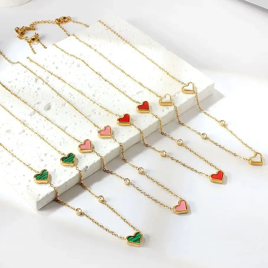 

LUXUKISSKIDS Delicate Drip-Oil Small Heart Charms Clavicle Choker for Girls Woman Elegant Romantic Love Pendant Necklace Jewelry