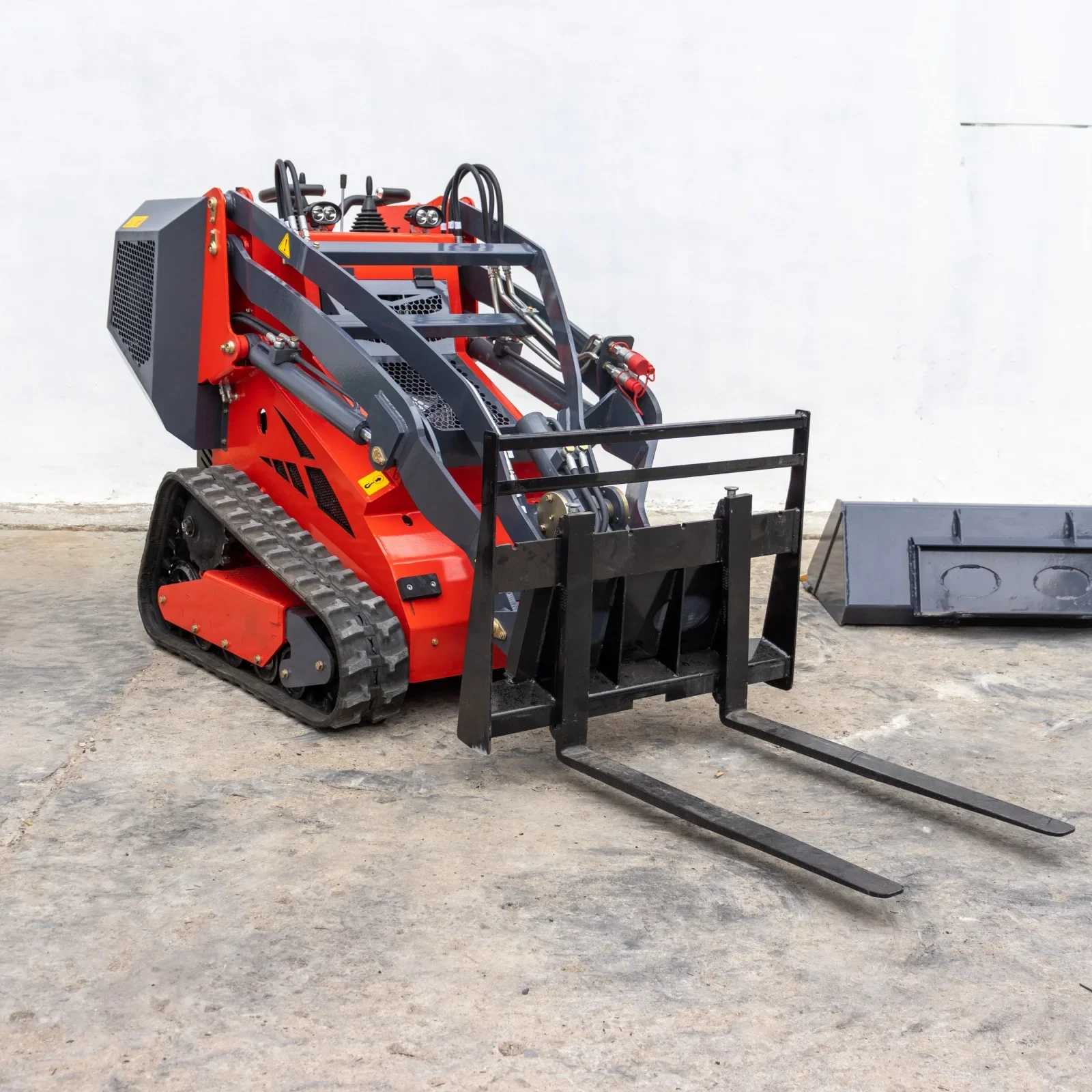 for HTS450 Hightop Group Sell fast mini skid steer loader with attachment for sale