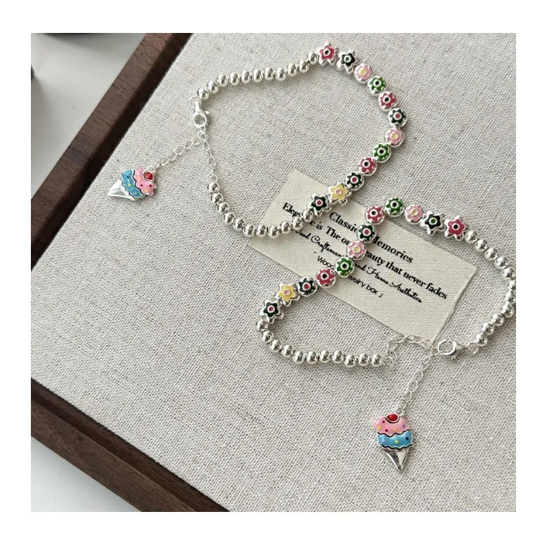 

Нежный браслет с цветами и эмалью в стиле «мороженое», женский, простой, с маленькими цветами, на эластичном шнуре, украшение для рук из бисера