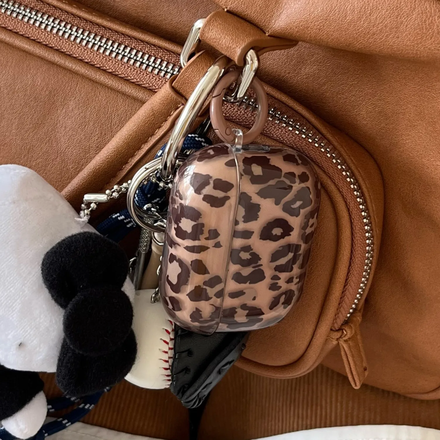 透明ブラウンヒョウ柄 + リング Apple Airpodspro2 ケース/Airpodspro ケース/Airpods4 ケース/Airpods3 ケース/Airpods2 に適しています