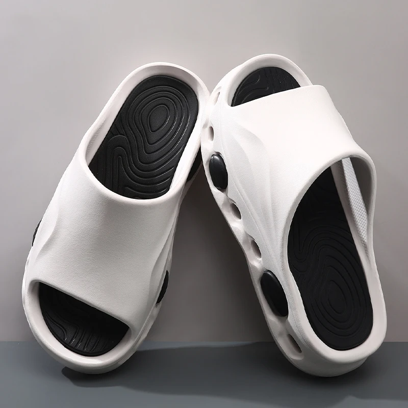 2026 Men's New Trendy Color Matching Slippers Outdoor Leisure Sports Driving Thick-Soled Anti-Slip Wear-Resistant Beach Sandals