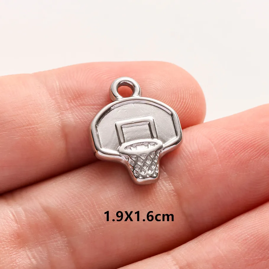 5 Stück/Set Sportanhänger aus Edelstahl: Golfschläger, Basketball, Fußball für Schmuckherstellung, Mode-Sport-DIY-Charms – Detail 5