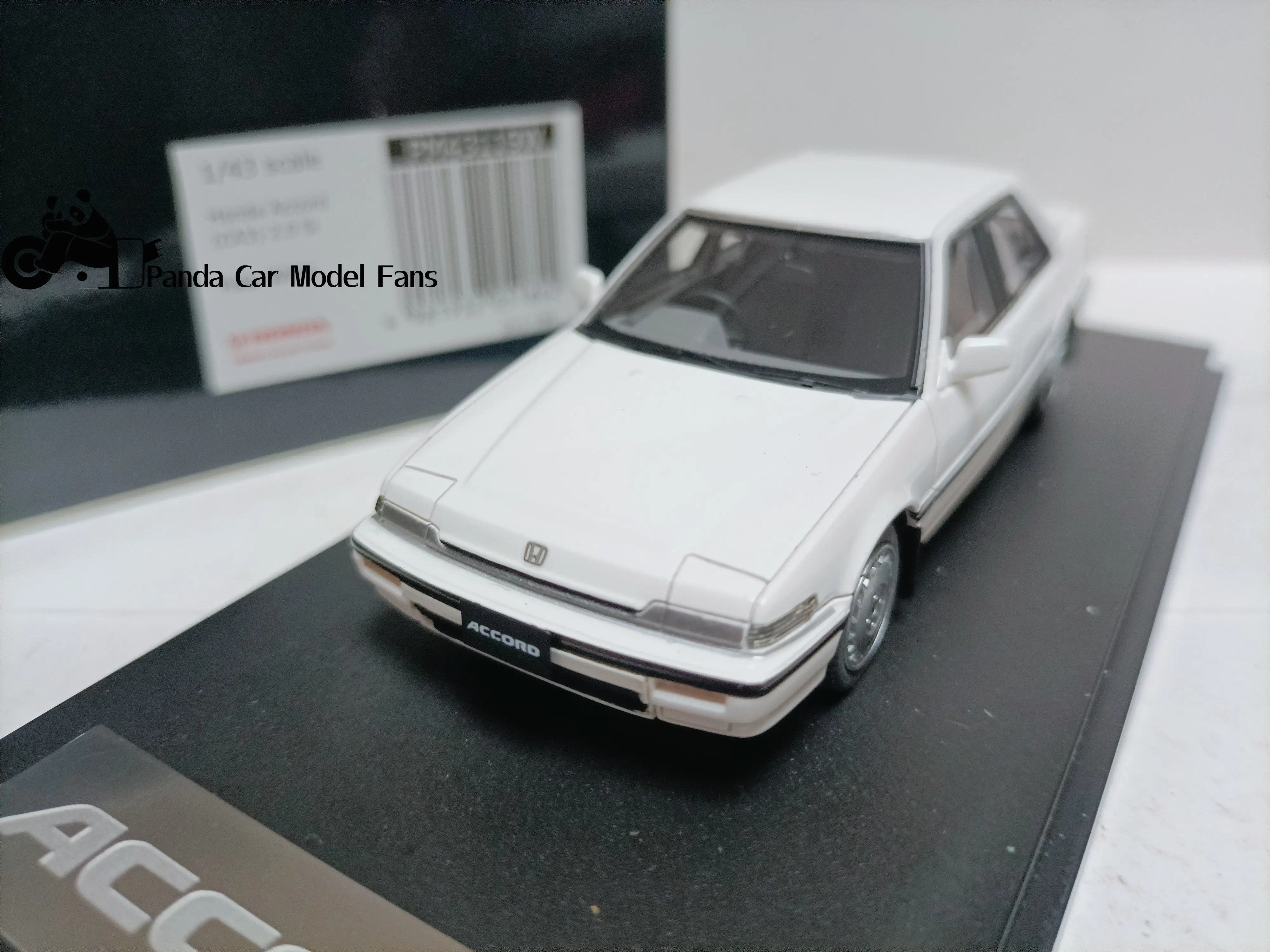 Mark43 1/43 Honda Accord CA3 Si Extreme White III Executive Sedan Model Ornaments Collectibles Gifts Resin