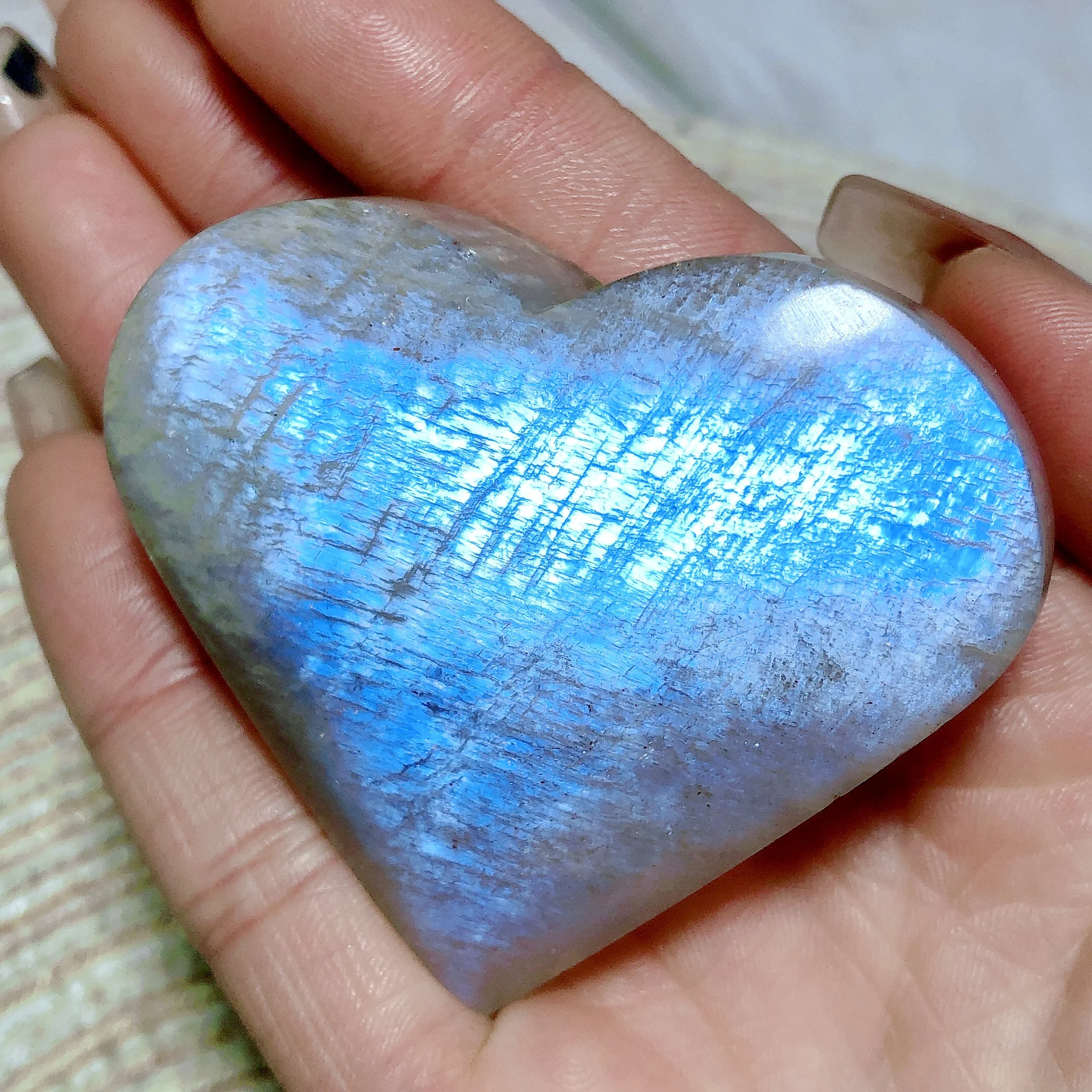 Natural Crystals Rainbow Moonstone Hearts Blue Flash Painting High Quality Healing Office Decoration Gemstones Room Decor