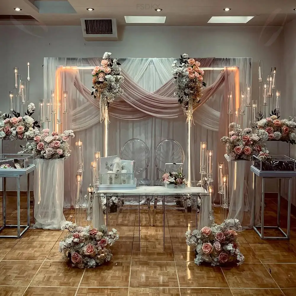 Hurtowe luksusowe, szyte na miarę białe zasłony, tła i kurtyny do dekoracji ślubnych.