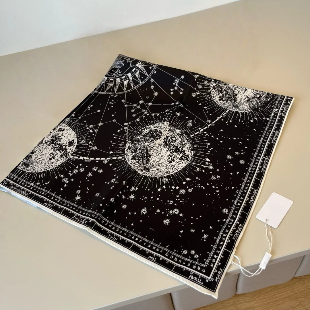 panuelo-de-seda-para-mujer-primavera-verano-estampado-de-cielo-estrellado-panuelo-cuadrado-de-seda-elegante-y-versatil-para-atar-al-bolso-regalo-90-90