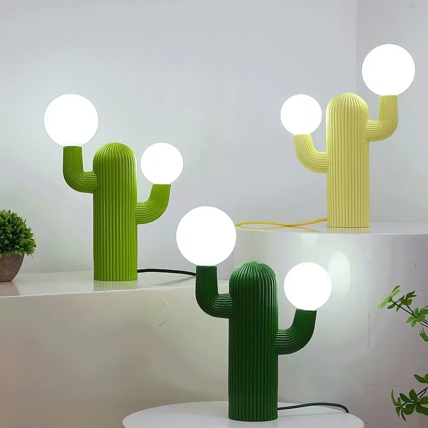French Cream Style Resin Cactus Shaped Desk Lamp Bedroom Bedhead Living Room Light Art Decoration Atmosphere Lighting Fixture