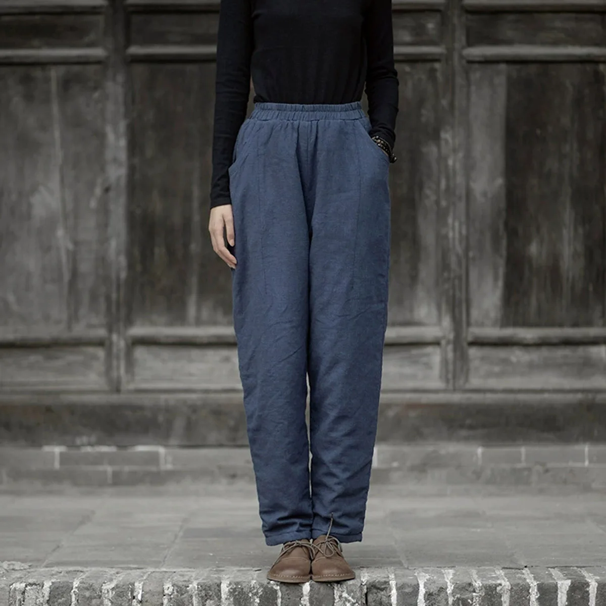 

Высококачественные стеганые брюки из хлопка рами для отдыха, женские эластичные талии для отдыха, литературные теплые узкие брюки на маленькие ноги, зимние