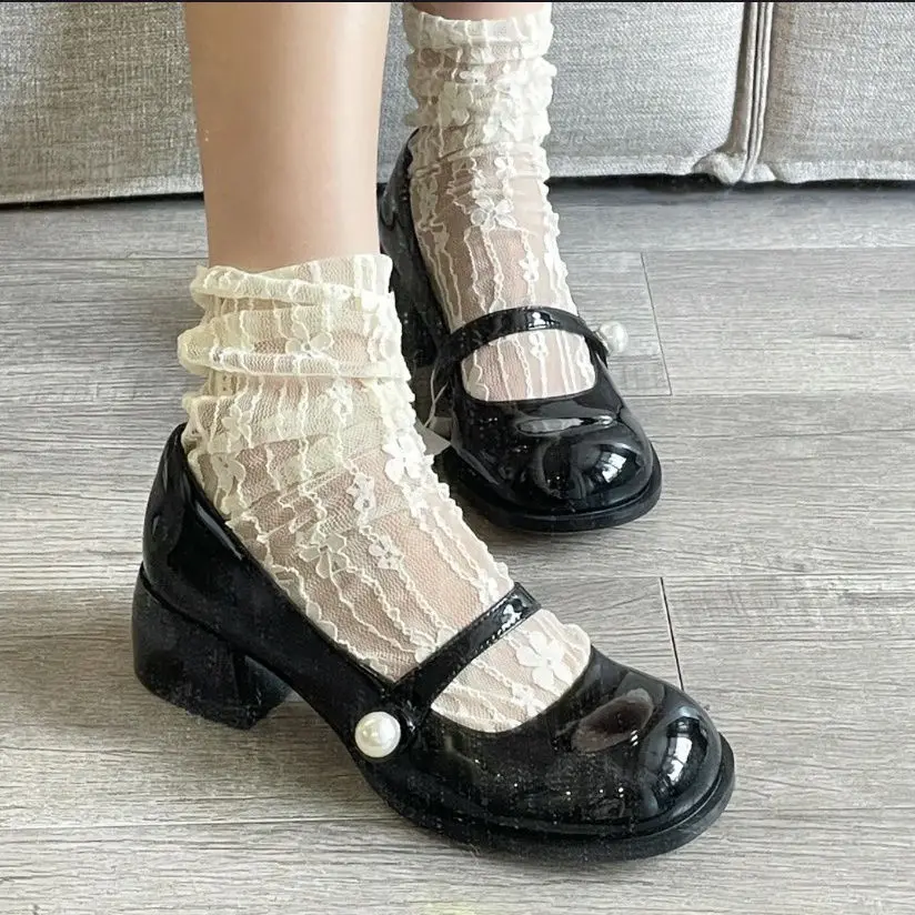 Buty dla kobiet 2024 Kwadratowe obcasy Letnie obuwie damskie ze średnim obcasem Mary Jane Czarny Japoński styl Lolita Gothic Pearl Koreański