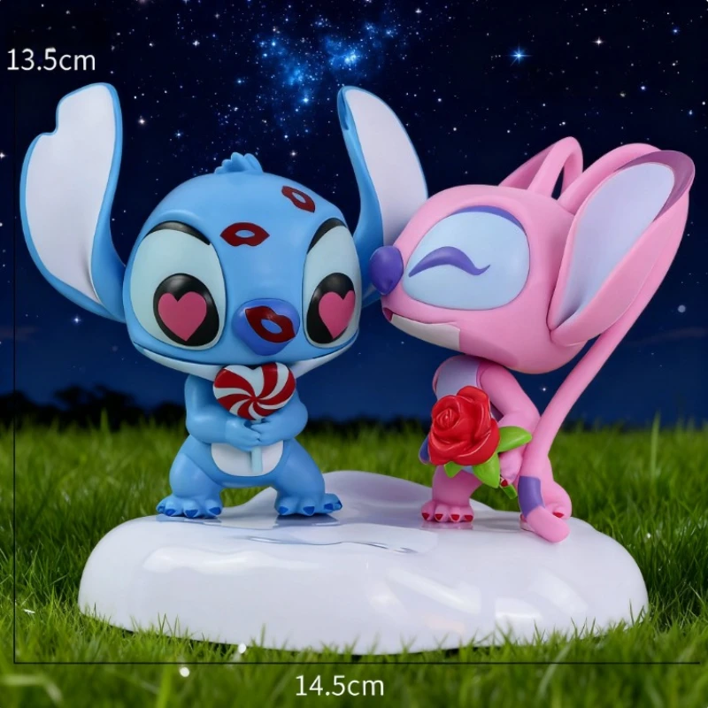 ตุ๊กตาตกแต่งโต๊ะทำงาน PVC ซีรีส์คู่รักสติทช์น้อยน่ารักจากอวกาศ โมเดลการ์ตูน งานแฮนด์เมด ฟิกเกอร์อนิเมะ