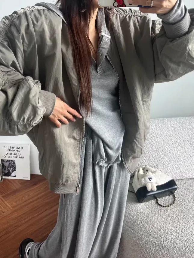 

Женская бейсбольная куртка свободного кроя с подплечниками, воротником-стойкой, эффектом утончения, повседневная, с длинными рукавами, на молнии