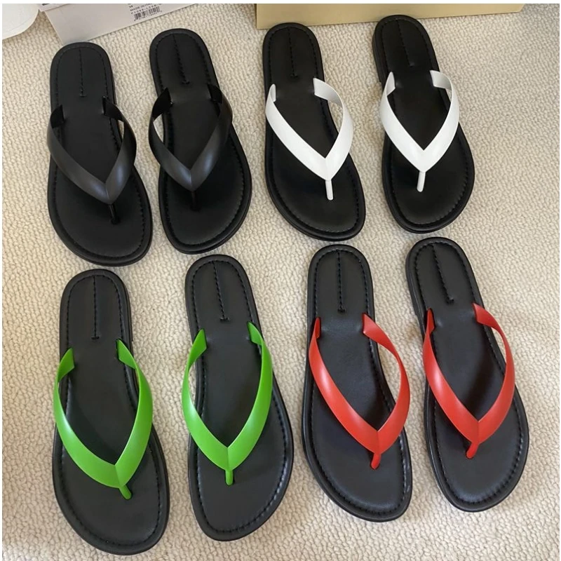 

25-летняя новая внешняя торговля, чистые оригинальные простые и универсальные интернет-знаменитые сандалии с резной песком на толстой подошве с узором «елочка» на сандалиях