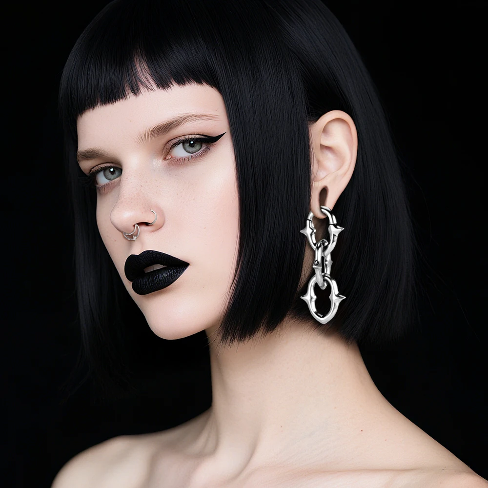 Thumbnail 2 - #3 Popular Body Chains Choices