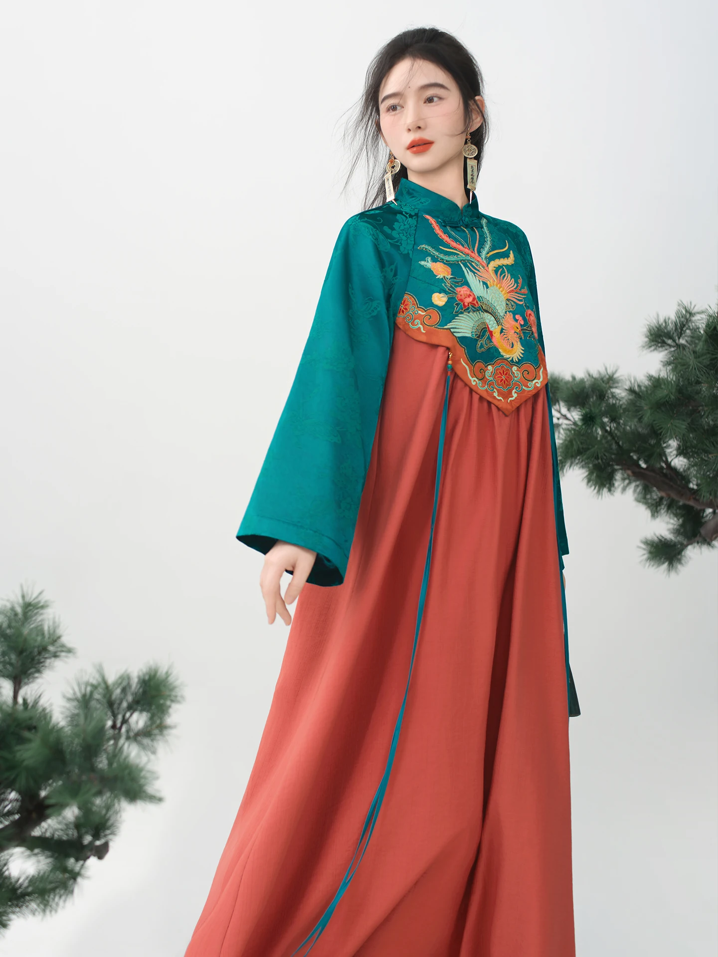 TIYIHAILEY الخريف الربيع المرأة النمط الصيني التطريز فستان طويل ماكسي السيدات خمر المرقعة الوقوف طوق كم طويل مضيئة #1