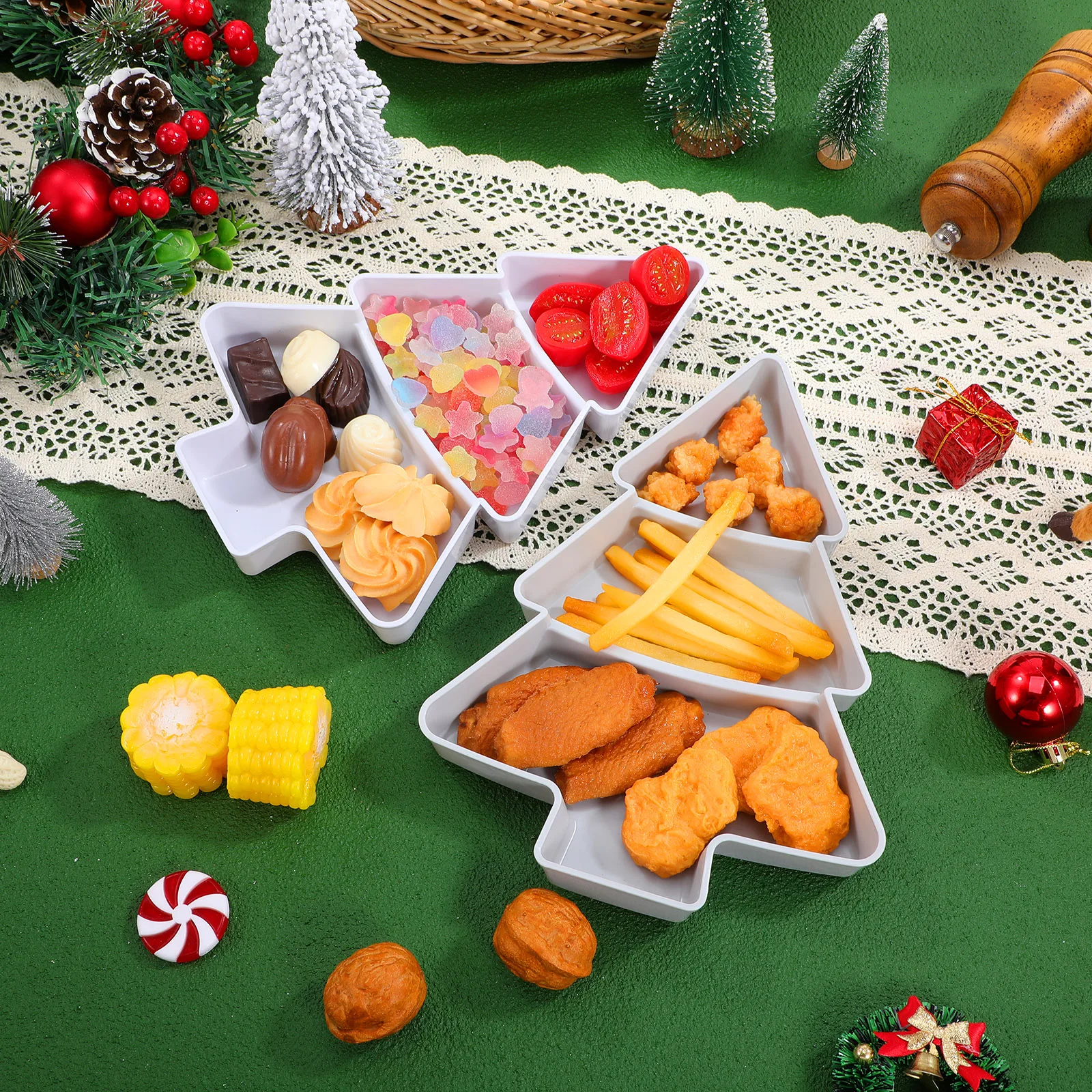

2Pcs Christmas Tree Plastic Dish Tray Creative Snack Plate 3 Grid Fruit Nuts Candy Serving for Parties Christmas Tree Tray