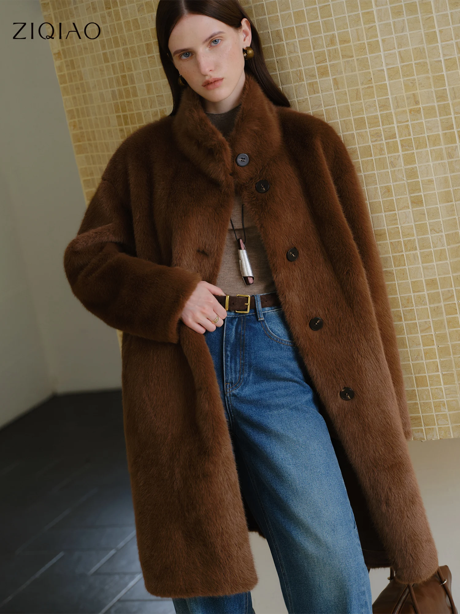 ZIQIAO Korean Style Stand-up Collar Faux Mink Coat for Women 2025 Winter New Style Faux Fur Warm Coat Soft Cozy Streetwear