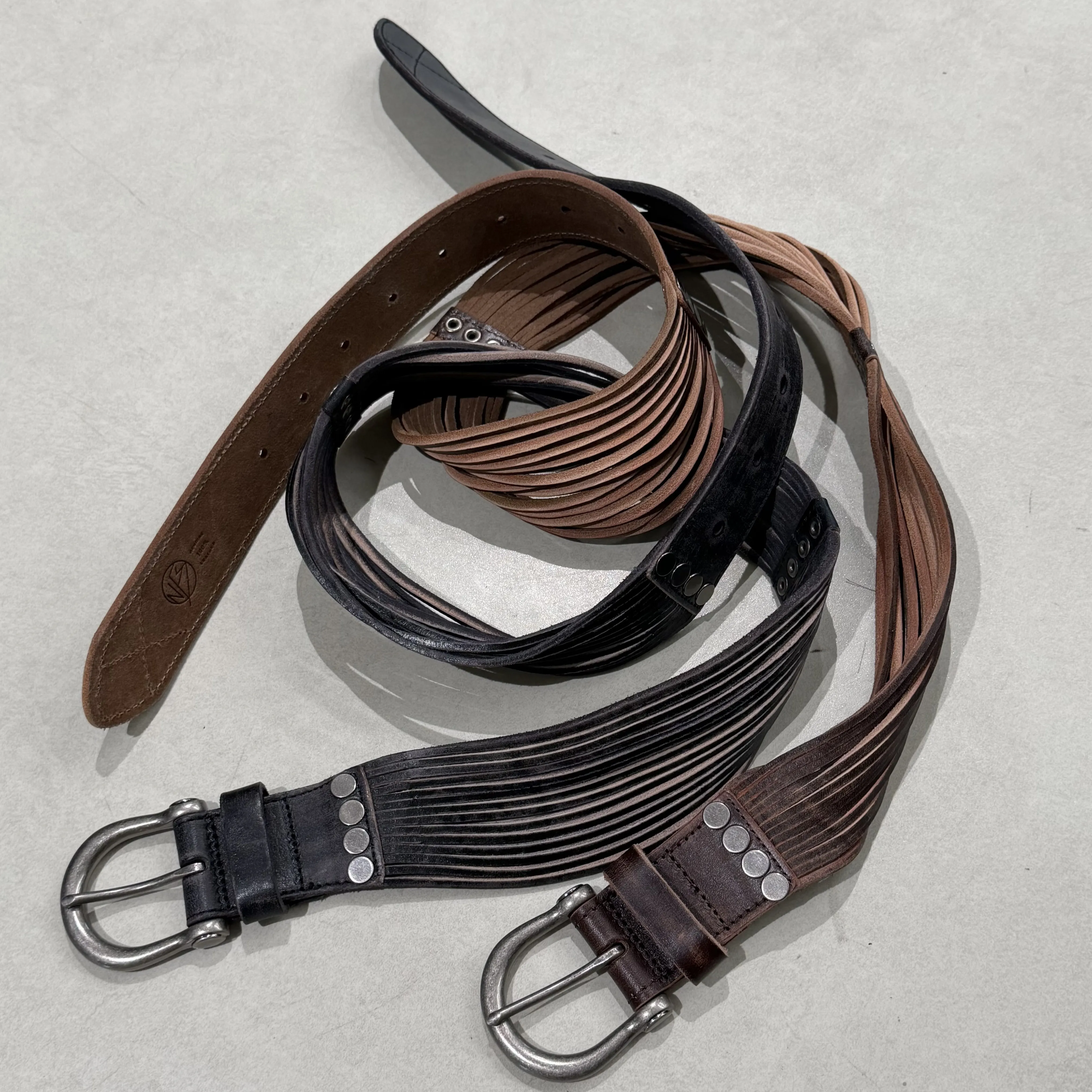 American Heavy‑Duty Fringes Rivets Distressed Cowhide Leather Belt