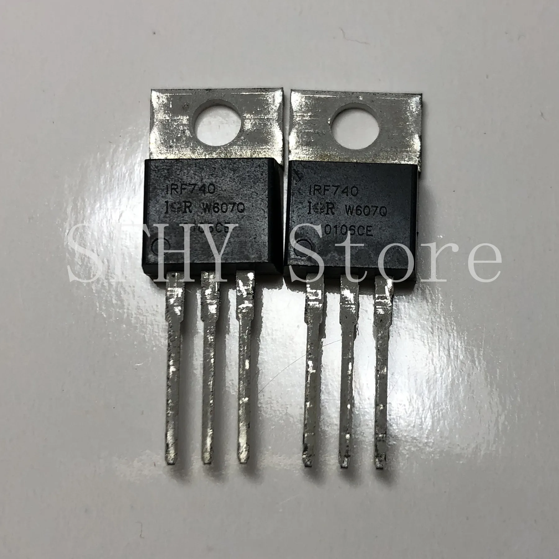 

5PCS/LOT IRF740 MOSFET N-Chan 400V 10 Amp TO-220 Triode Transistor