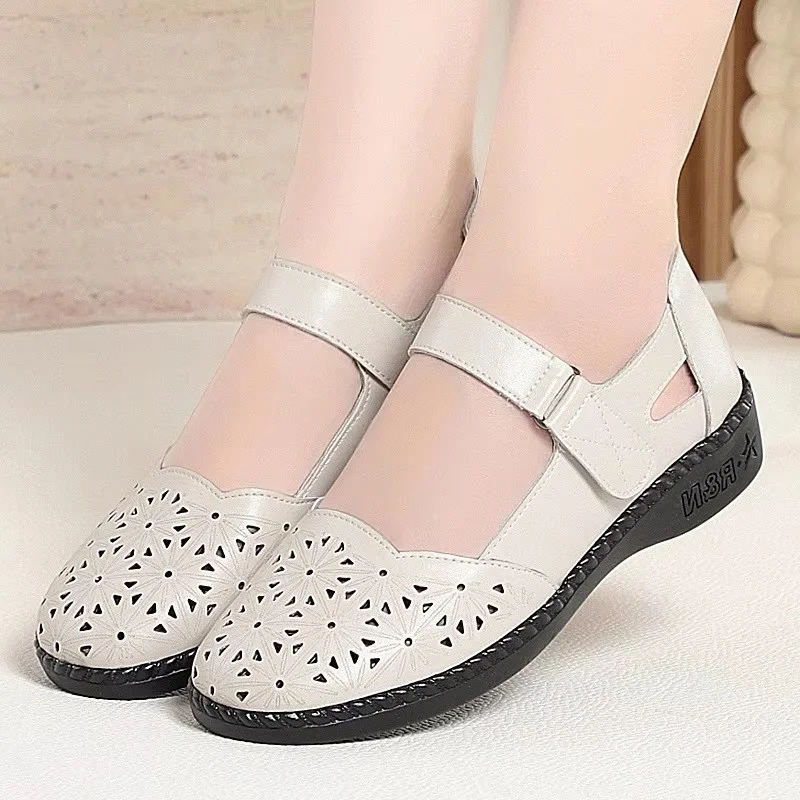 Breathable Comfortable Shallow Genuine Leather Shoes Women Hollow Hole Shoes 2026 Spring Summer Mary Janes Flats for Daily Mom