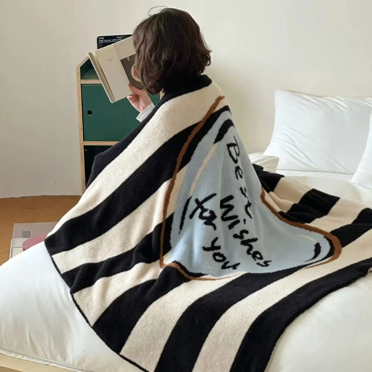 Ins Cartoon Animal Blanket Office Shawl Air Conditioning Blanket Dormitory Student Lunch Break Blanket