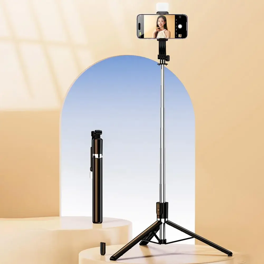 Wireless Selfie Stick With Lighted Tripod 360-degree Rotation Non-slip Foot Pads Bluetooth-compatible Selfie Stick For Phone
