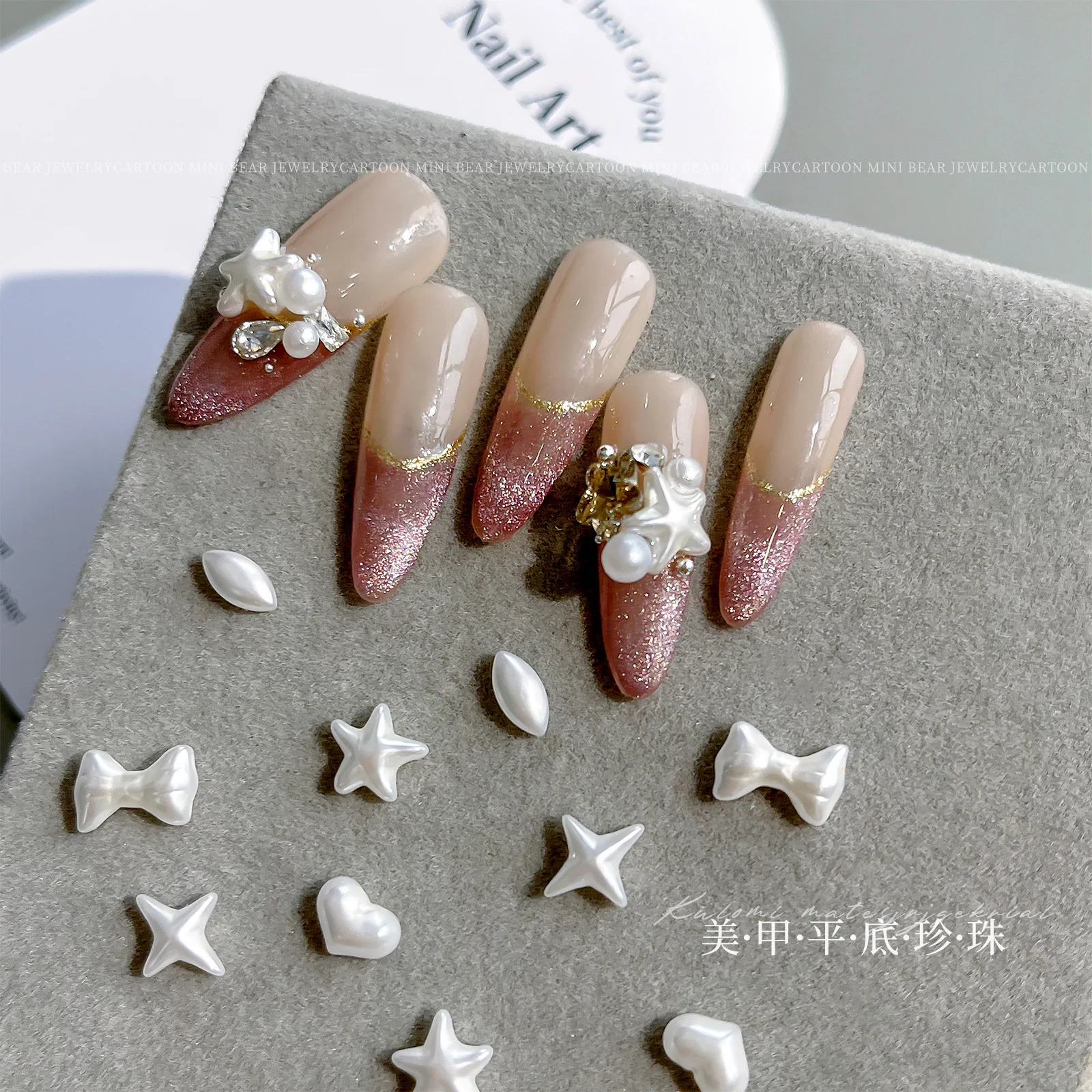 Schwarz Weiß Kariert 3D Streifen Schleife Band Stern Liebe Herz Fliege Perle Nail art Dekorationen Charme DIY Maniküre Zubehör