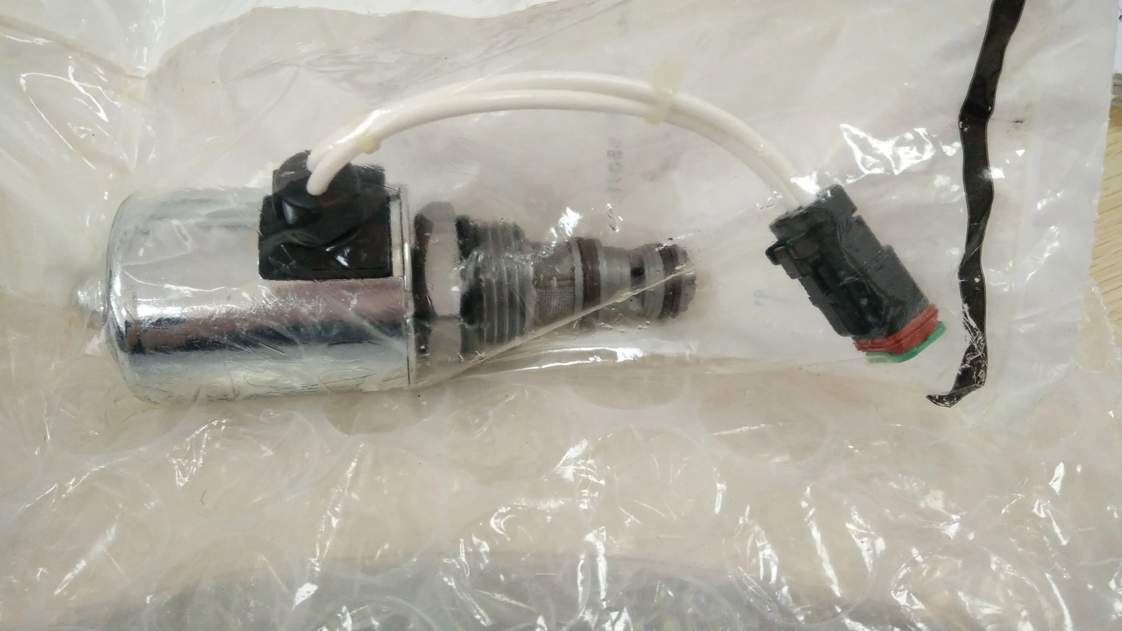 

ОРИГИНАЛЬНЫЕ детали датчика клапана генератора GP-SOL 302-3811