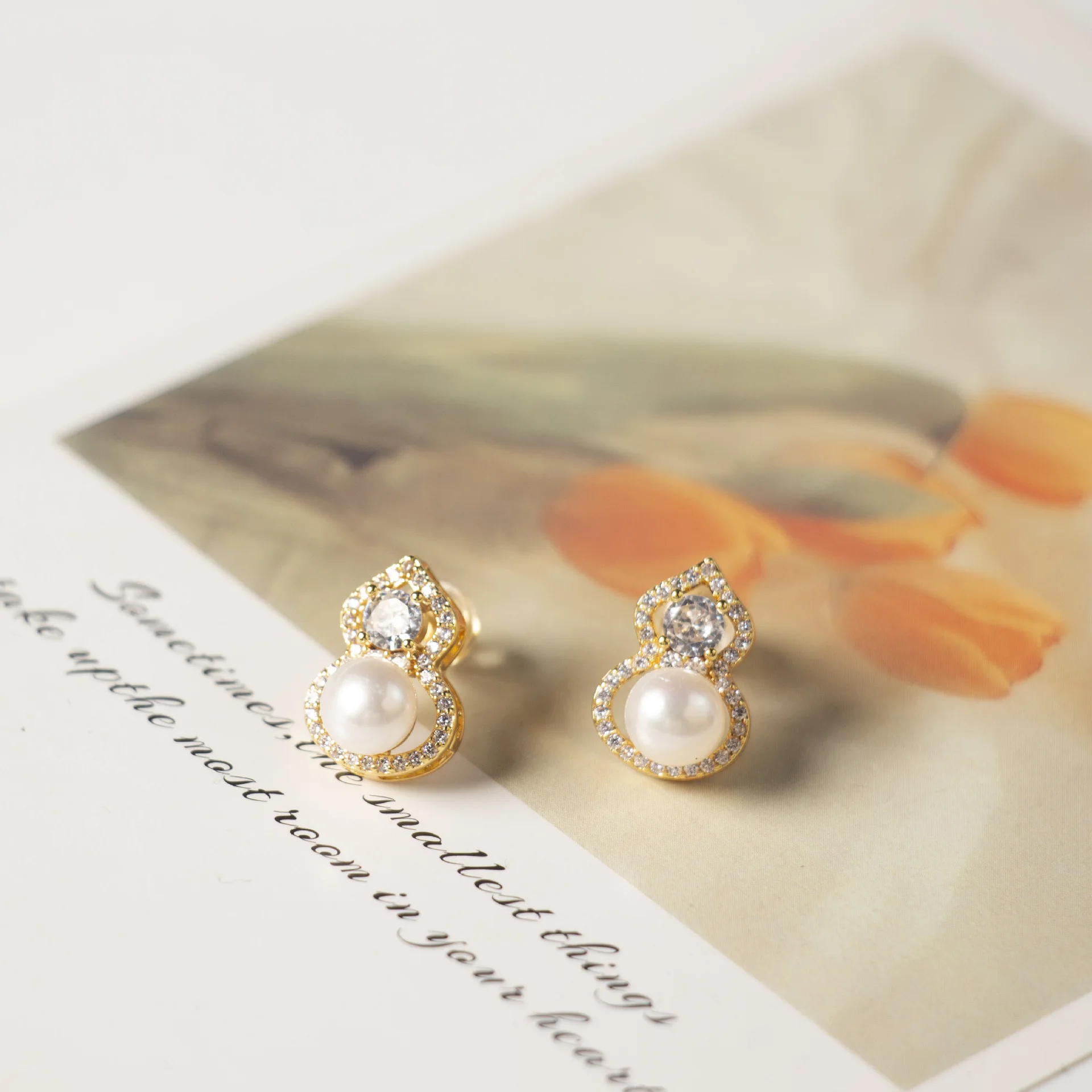 

New Arrival 100% Natural Freshwater Pearl Shiny Crystal Gourd Design 14k Gold Filled Female Stud Earrings Jewelry For Women Gift