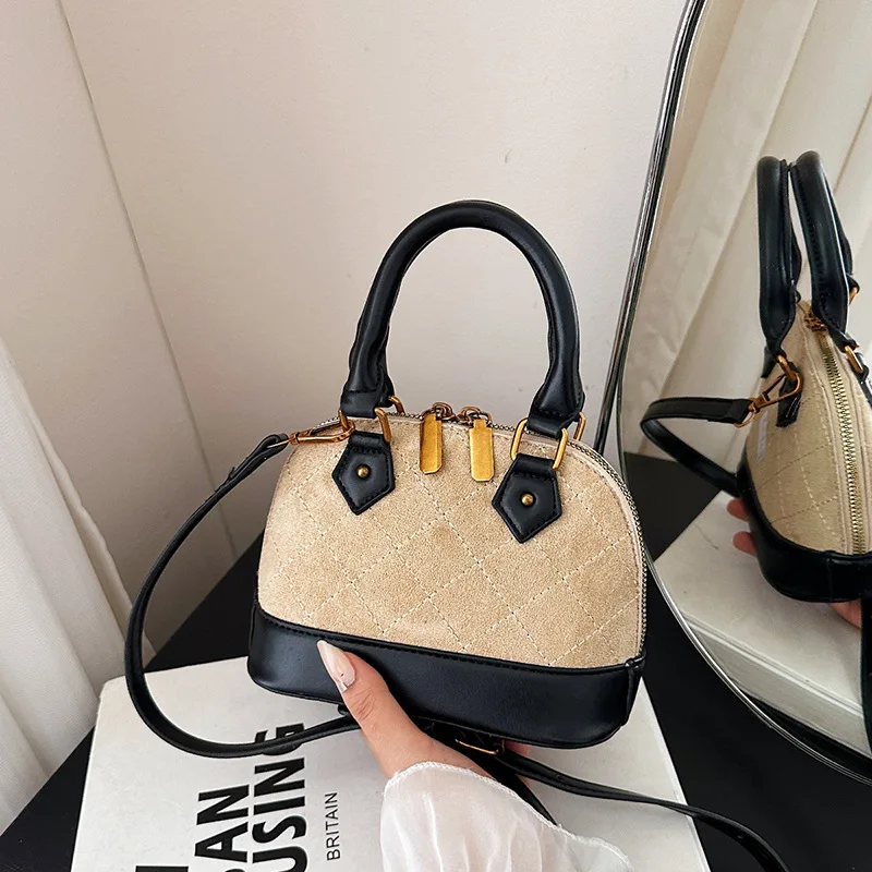 Neue Wildleder Shell Tasche frauen Raute Design Tragbare Schulter Messenger Tasche Nische Hohe Sinn