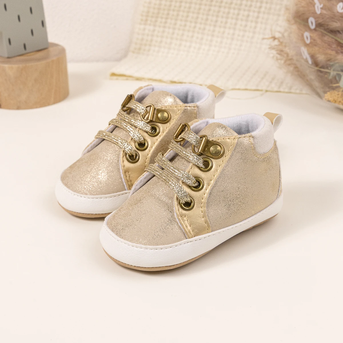 أحذية رياضية مسطحة مريحة وغير رسمية للأطفال بمقدمة مستديرة سهلة الارتداء أحذية للأطفال الصغار للربيع والخريف جديدة رائجة البيع عصرية #3