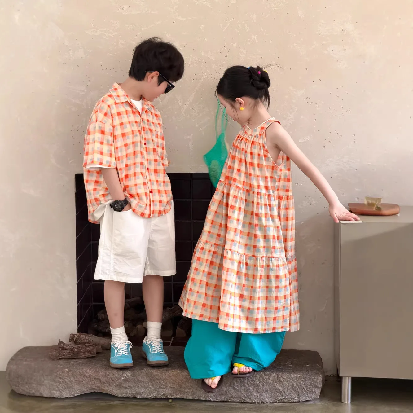 

2026 Summer Sibling Matching Outfits Kids Plaid Shirt Unisex Boy Short Sleeve Button Down Casual Loose Breathable Top Girl Dress
