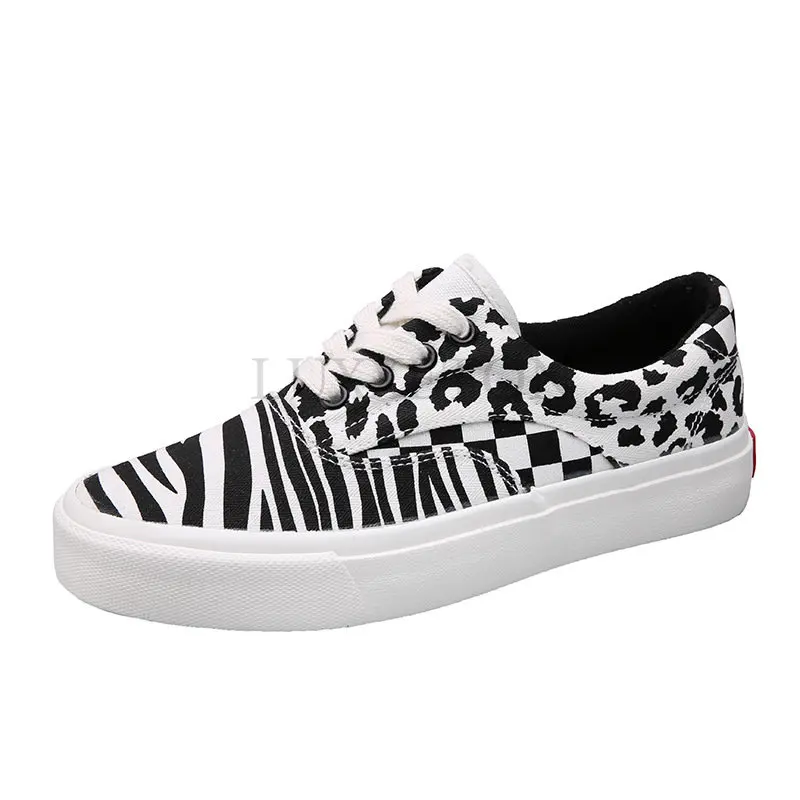 Classics Canvas Shoes Women Sneakers Fashion Zebra Pattern Mixed Casual Shoes Woman Low-cut Ladies Four Seasons Shoes