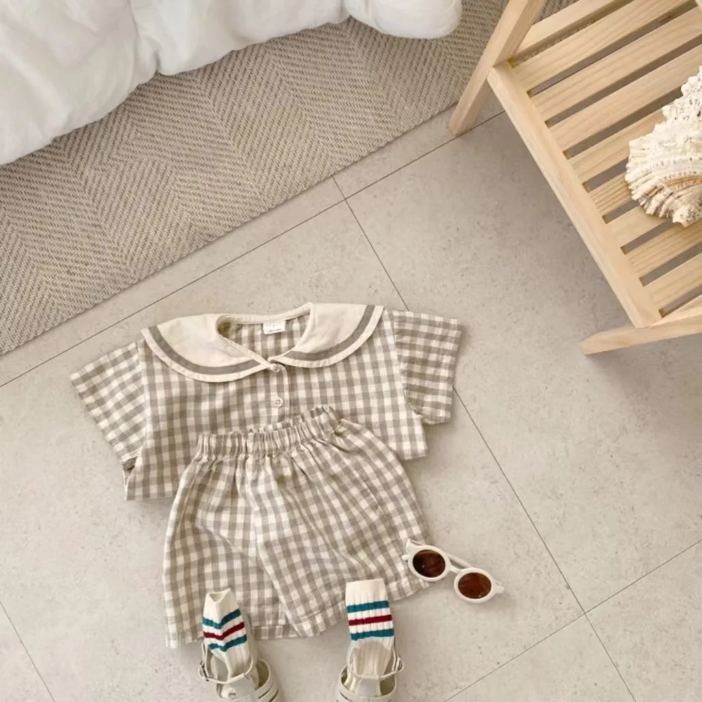 2024 Sommer neue Baby Marine Kragen Plaid Kleidung Set Kinder Kurzarm Tops Shorts 2 stücke Anzug für Jungen Mädchen Kleinkind Outfits
